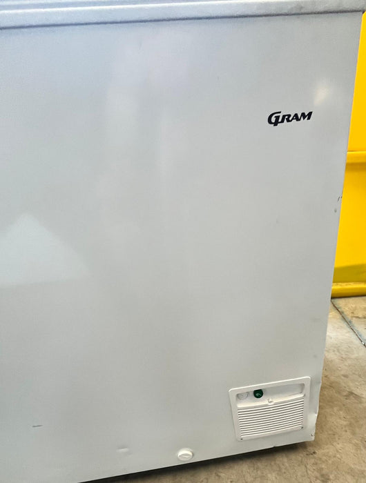 Gram CF 61 SG UK Stainless Steel Lid Chest Freezer 607 Litres-Refurbished Canmac Refurbished