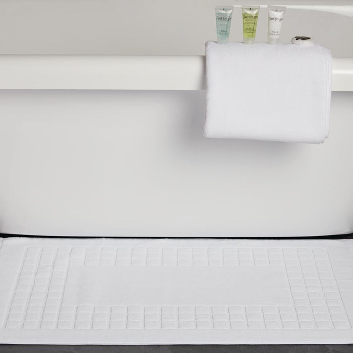 Mitre Luxury Savanna Bath Mat White Mitre Luxury