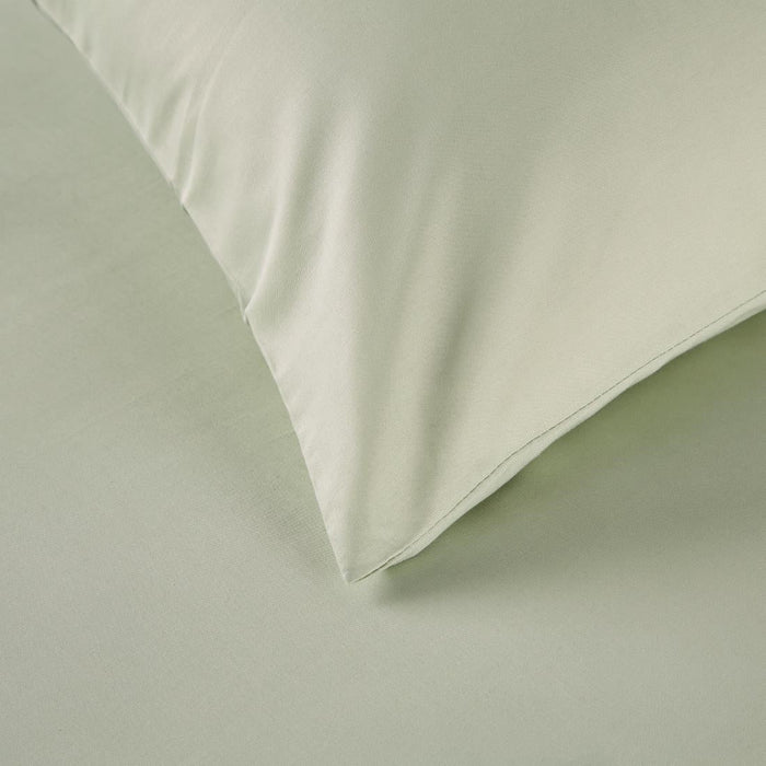 Mitre Essentials Spectrum Housewife Pillowcase Green Mitre Essentials