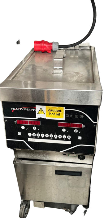 Henny Penny Chips Fryer EEE-141 Single Tank Electric-Refurbished Canmac Refurbished