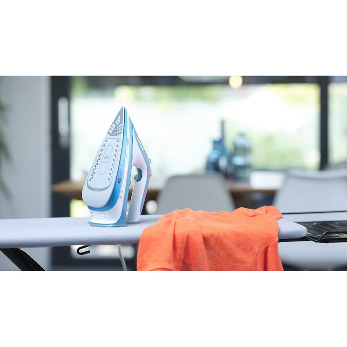 Braun TexStyle 5 Steam Iron SI5008BL Blue Braun