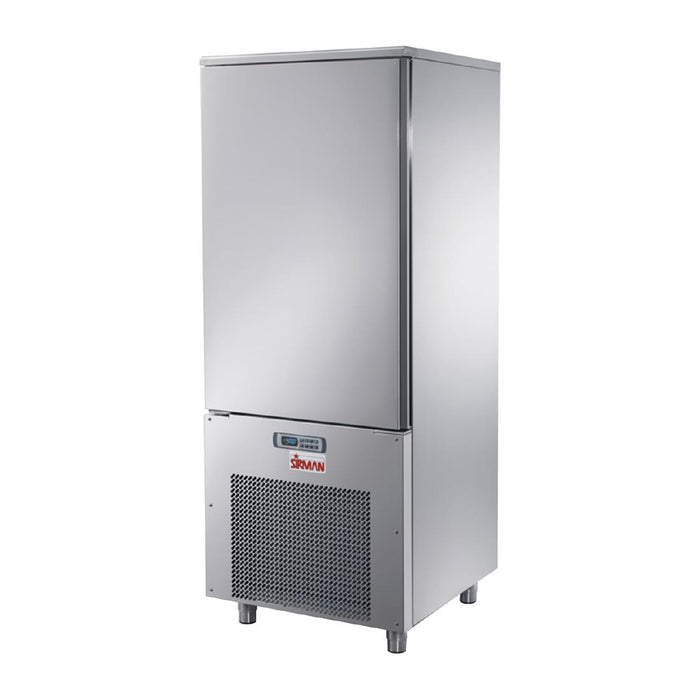 3.4kW. Capacity: 14 x 1/1GN