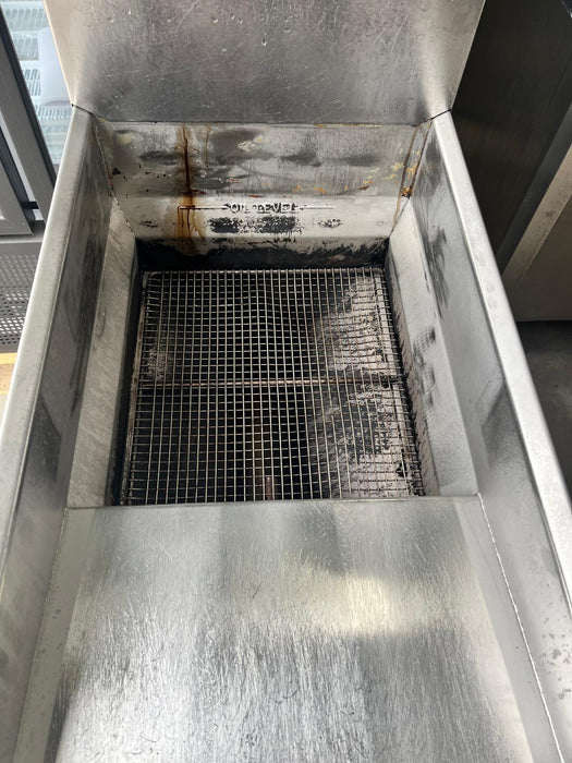 Commercial Imperial Single Tank Natural Gas Fryer-Used Canmac Refurbished