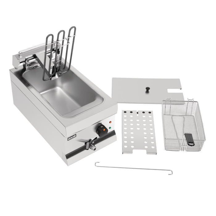 Lincat Single Tank Single Basket Countertop Electric Fryer DF33 Lincat
