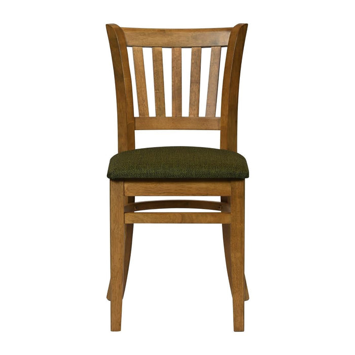 Turin Dining Table with 4 Manhattan Chairs in Weathered Oak with Shetland Forest Everyday