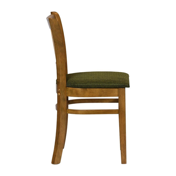 Turin Dining Table with 4 Manhattan Chairs in Weathered Oak with Shetland Forest Everyday