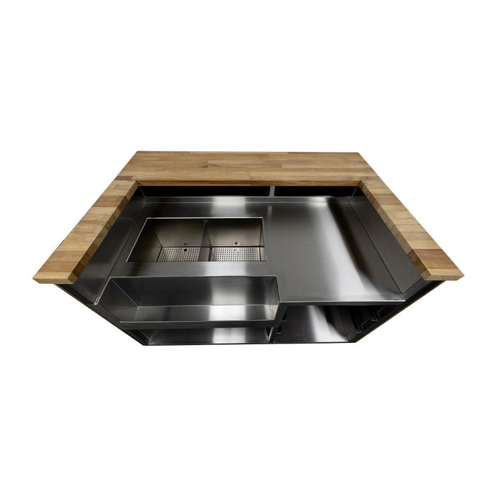 Stainless steel. Width: 1550mm
