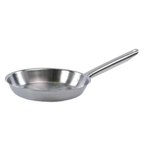 Size:24cm. Capacity: 1.4Ltr. Material: Stainless steel. Induction compatible. Compatible with lid: K834.