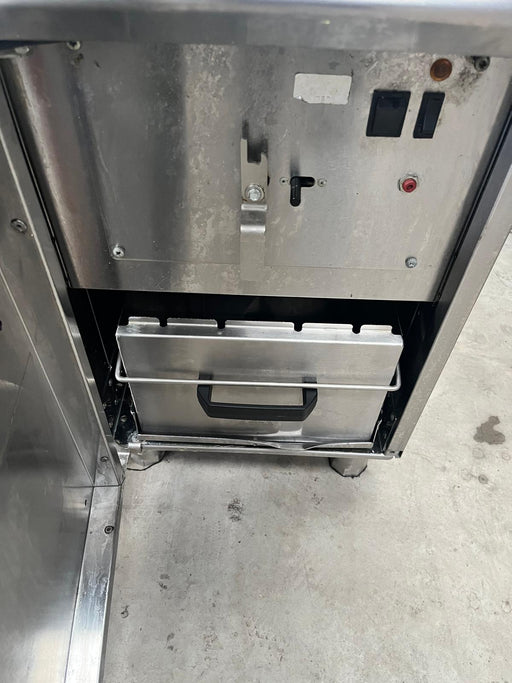 Lincat Opus Natural Gas Single Tank Fryer with Pumped Filtration-Refurbished Canmac Refurbished