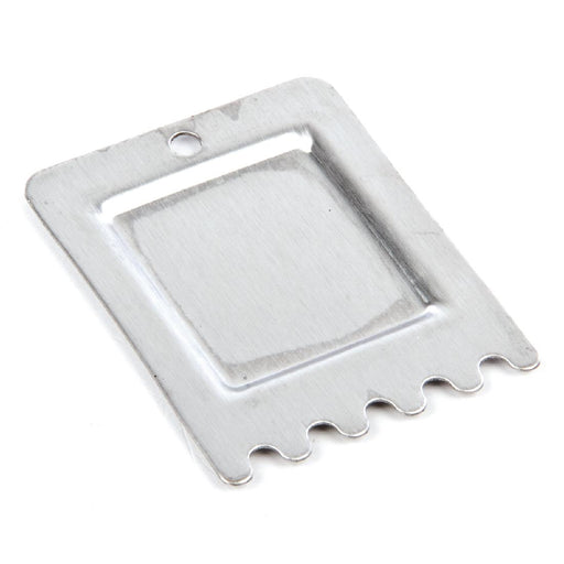 Replacement ribbed scraper for Buffalo contact grills.