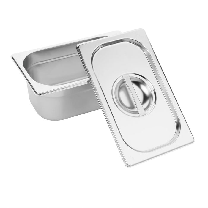 6 x 1/9 GN Trays (6 x K825) and lids. 100mm deep. For use with wire stand (CC051).