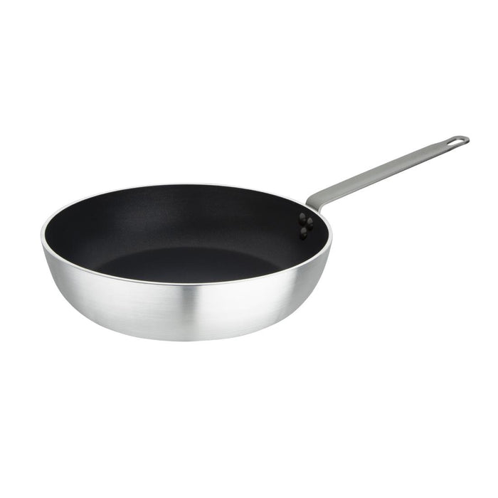 32(H)x319(Ø)mm. Capacity: 3.6Ltr. Material: Aluminium.