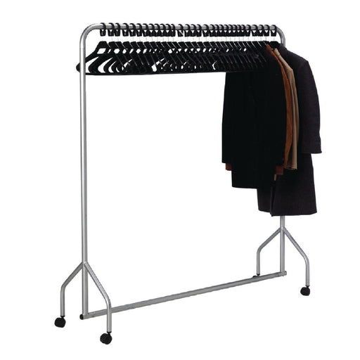 Supplied with 30 hangers. Garment capacity: 30