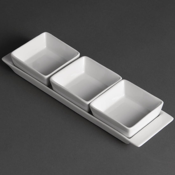 35(H)x 300(W)x 90(D)mm. White. Pack quantity: 2.