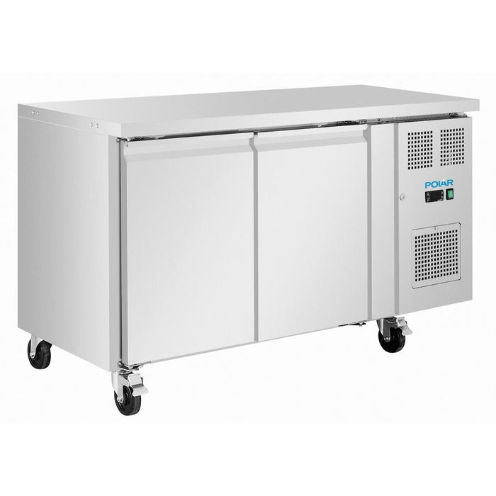 300W. Net capacity: 155 Ltr. 2 shelves