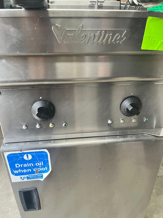 VALENTINE TWIN TANK & BASKET ELECTRIC FRYER EVO 2200 - Refurbished Canmac Refurbished