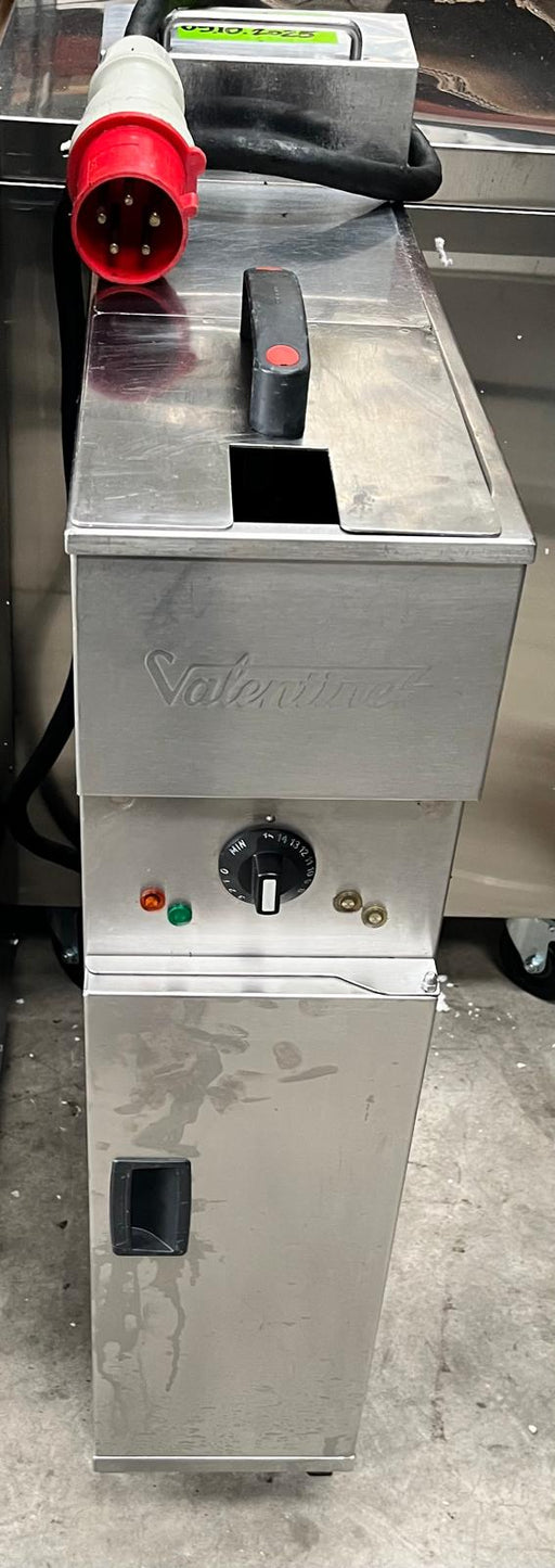 Valentine Single Tank Single Basket Electric Fryer 3 Phase-Refurbished Canmac Refurbished