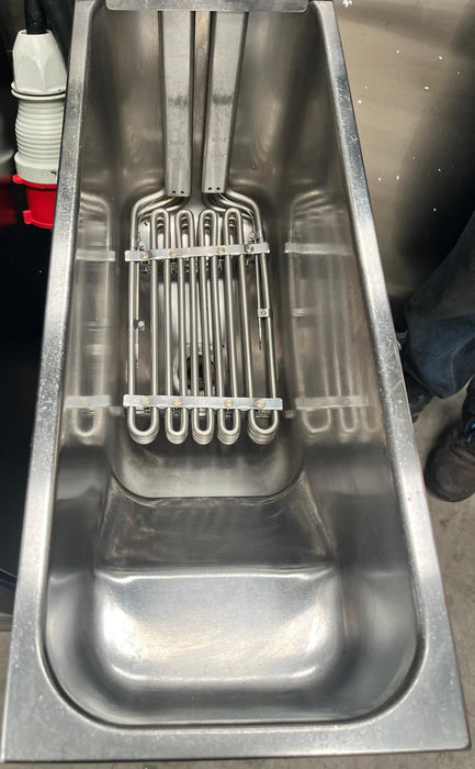 Valentine Single Tank Single Basket Electric Fryer 3 Phase-Refurbished Canmac Refurbished
