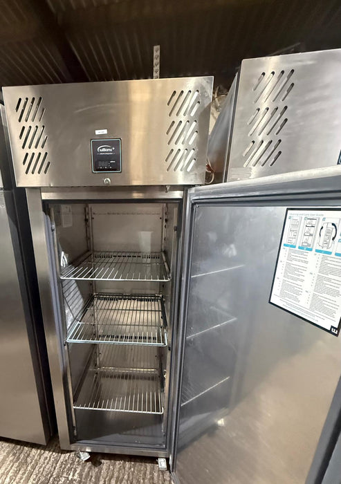 Commercial Williams Single Door Upright Fridge HJ1-SA Refurbished Canmac Refurbished