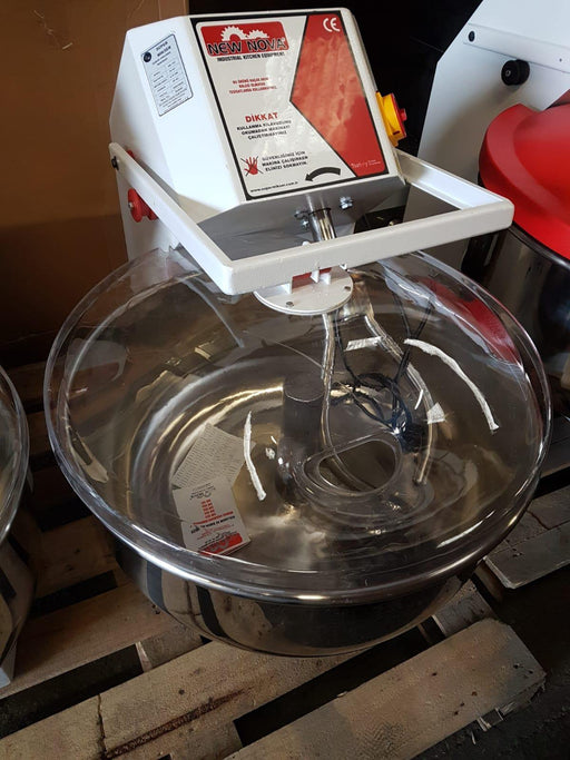 35 Kg Pizza Dough Mixer with Lid - Canmac Catering
